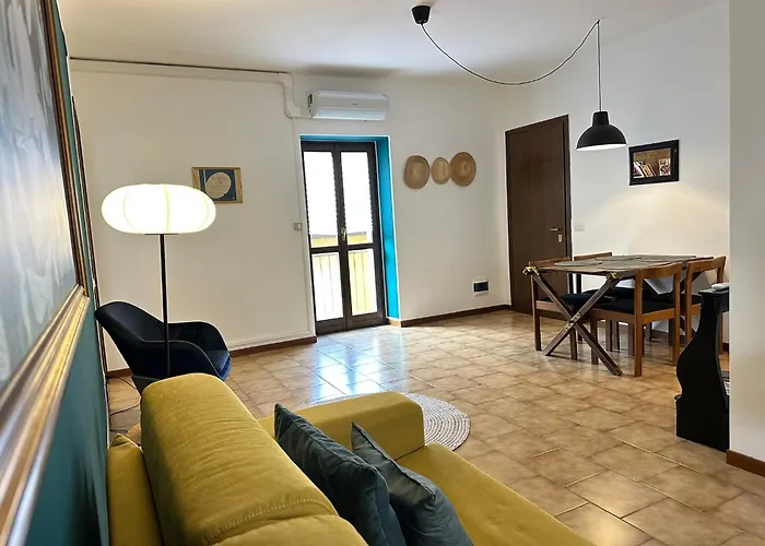 Διαμέρισμα Italian Style Apartment In Dervio Walking Distance From Lake Como Ντέρβιο